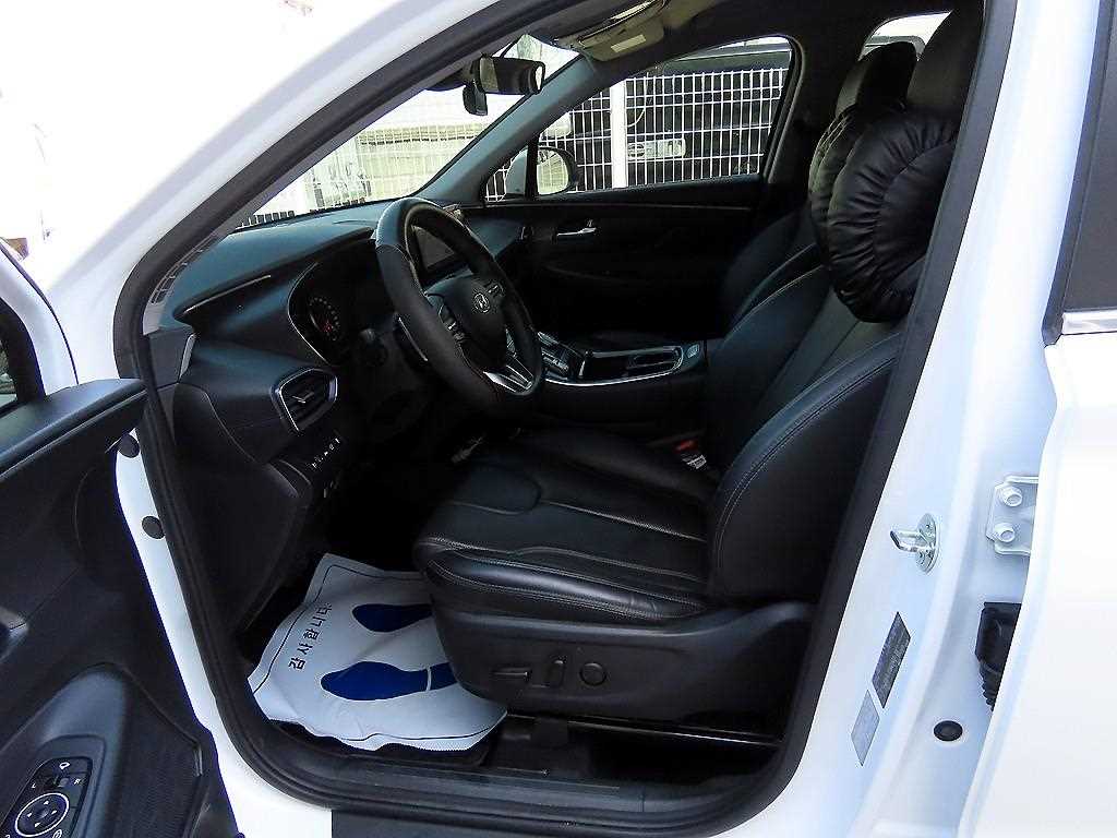 HYUNDAI Santa Fe - Vista 5