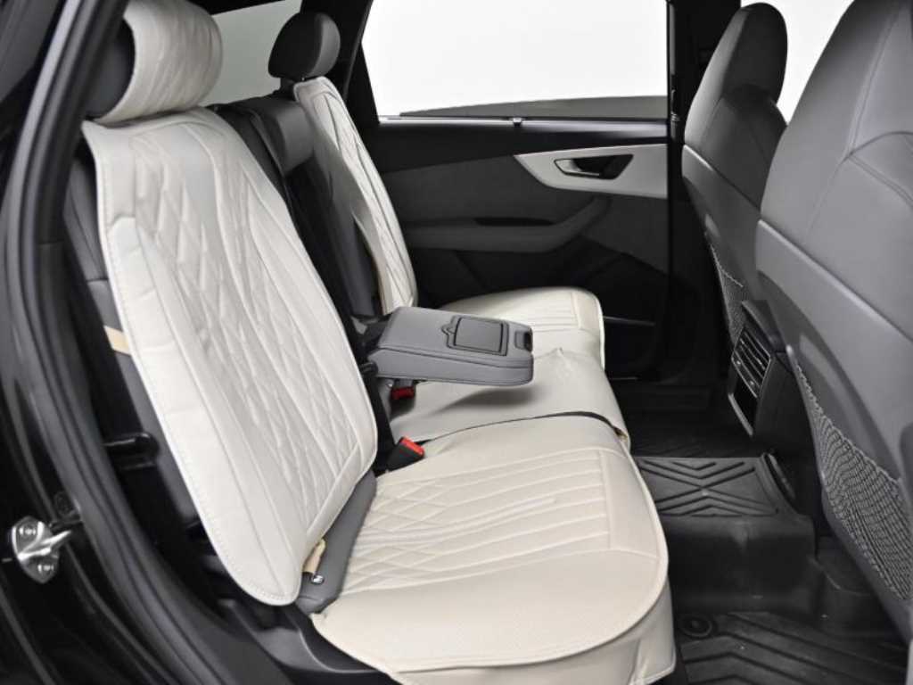 Audi Q7 - Vista 12