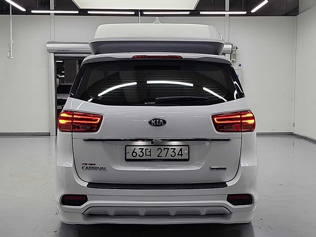 KIA Carnival - Vista 3