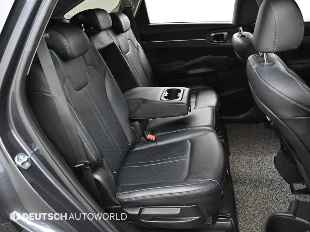KIA Sorento - Vista 12
