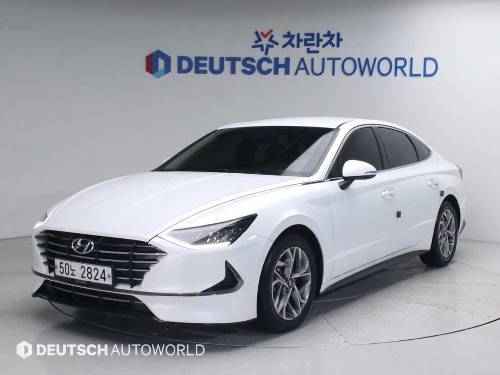 HYUNDAI Sonata - Vista 2