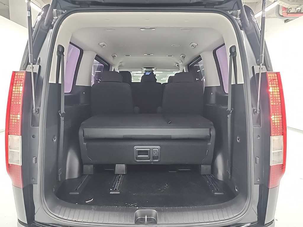 HYUNDAI Staria 2022 Negro - Importación desde Corea - HF Imports Iquique - Foto 17