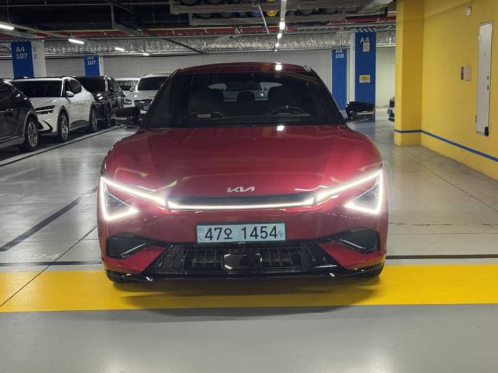 KIA EV6 2025 Rojo - Importación desde Corea - HF Imports Iquique - Foto 1