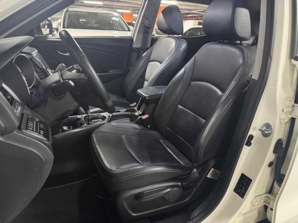 Ssangyong Tivoli 2017 Blanco - Importación desde Corea - HF Imports Iquique - Foto 16
