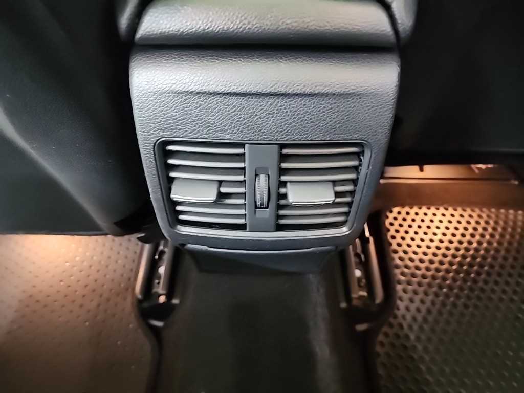 Mercedes Benz GLA Class 2018 Blanco - Importación desde Corea - HF Imports Iquique - Foto 13