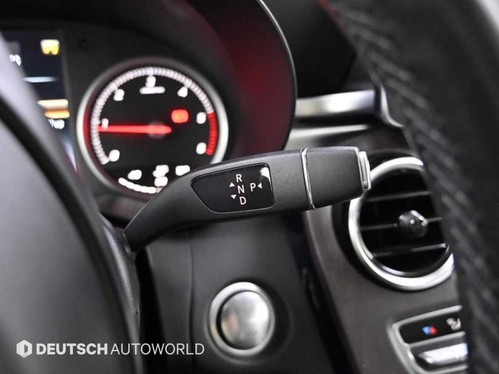 Mercedes Benz C Class - Vista 9