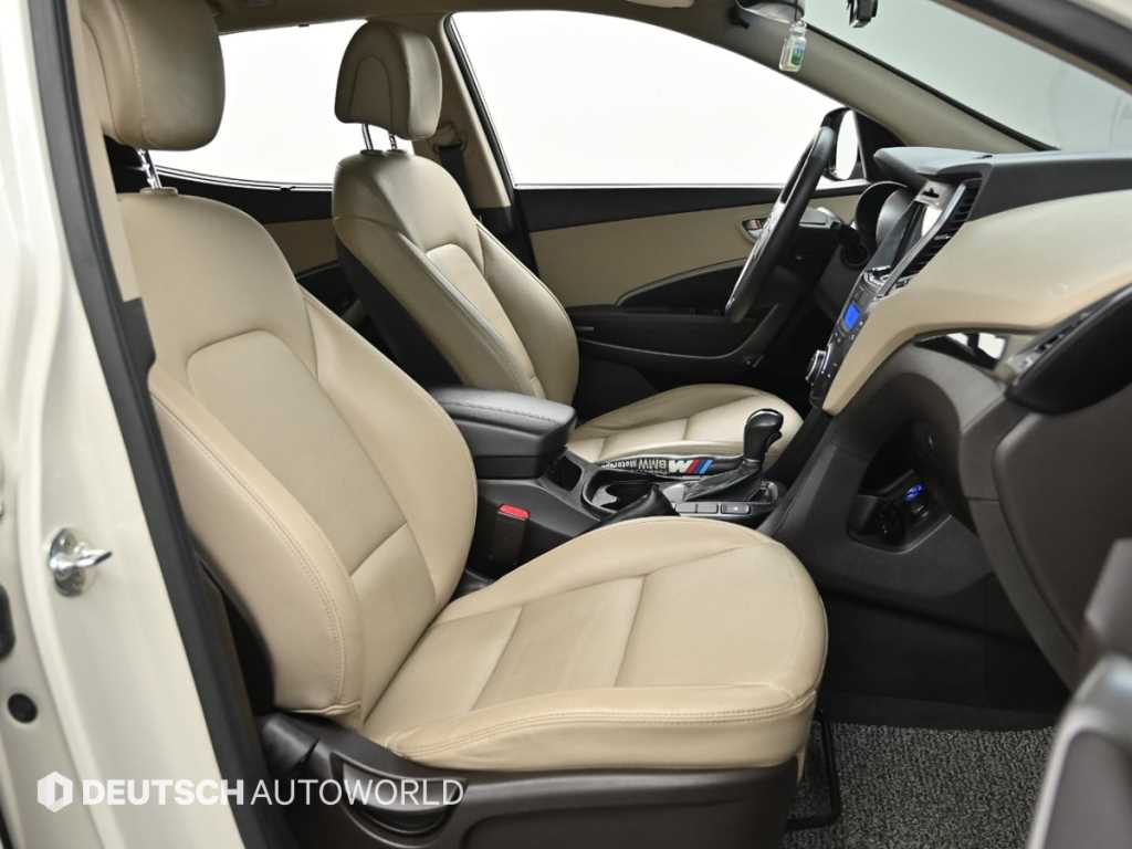 HYUNDAI Santa Fe - Vista 10