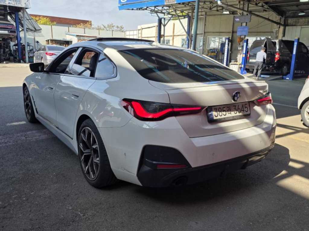 BMW 4 Series - Vista 3