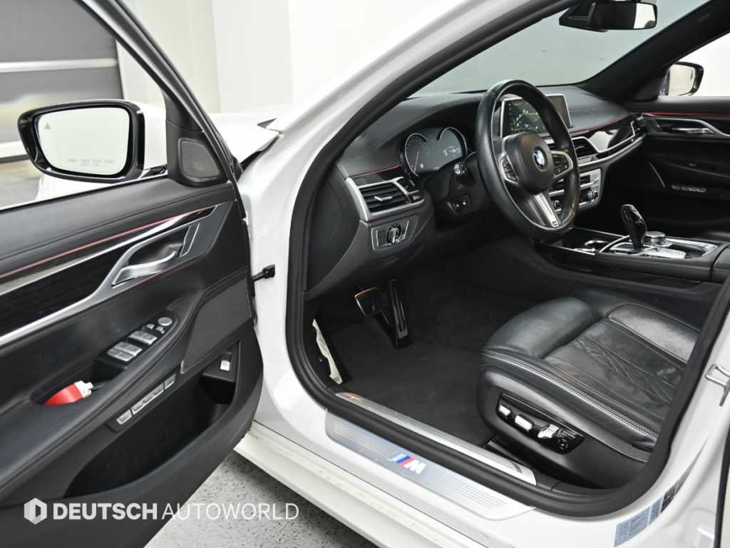 BMW 7 Series - Vista 11