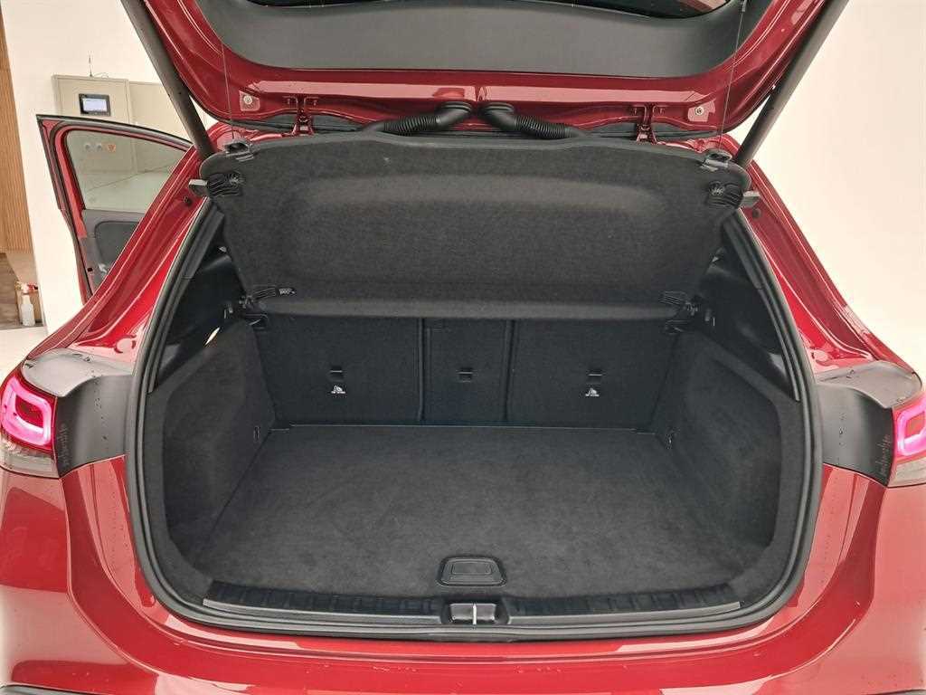 Mercedes Benz GLA Class 2020 Rojo - Importación desde Corea - HF Imports Iquique - Foto 18