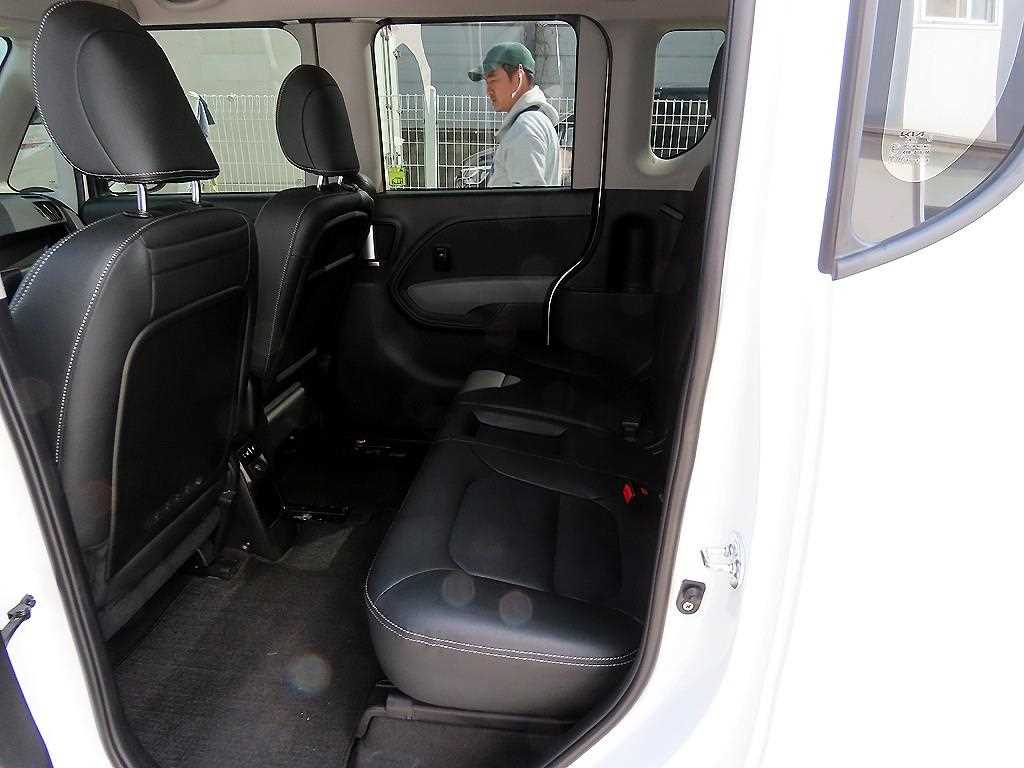 KIA Ray - Vista 6