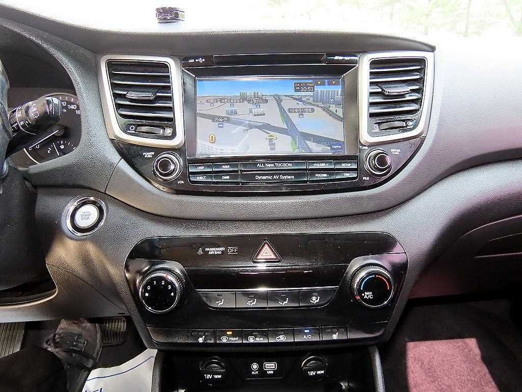 HYUNDAI Tucson 2018 Gris - Importación desde Corea - HF Imports Iquique - Foto 13