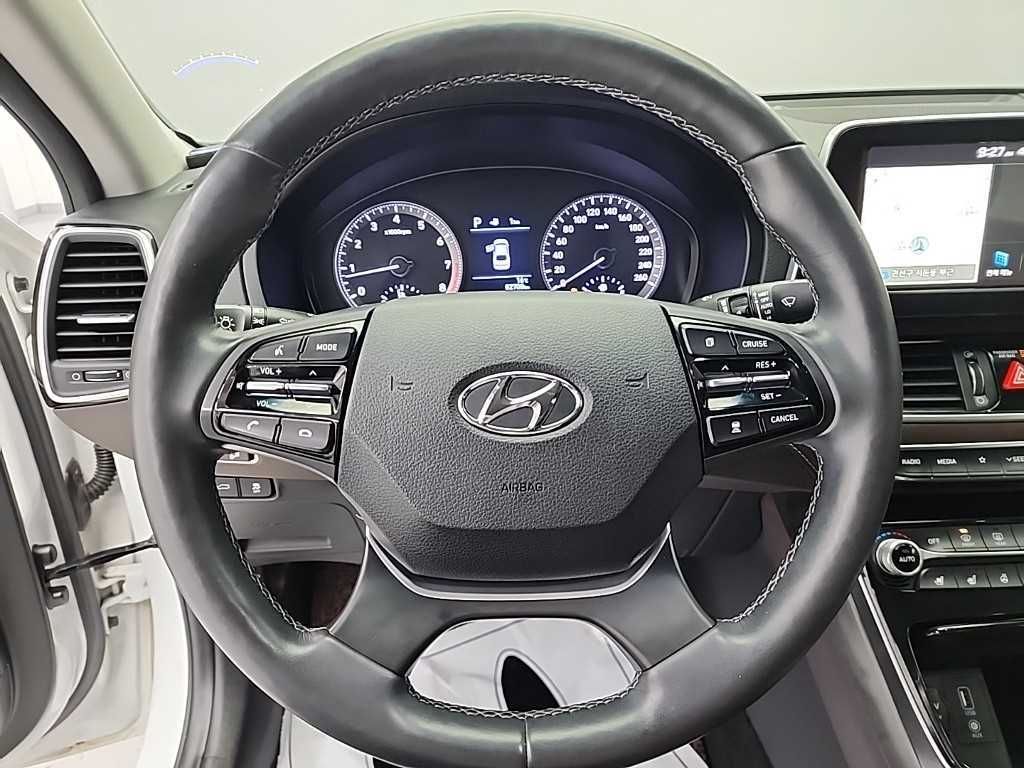 HYUNDAI Grandeur - Vista 9