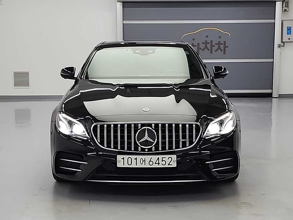 Mercedes Benz E class - Vista 2