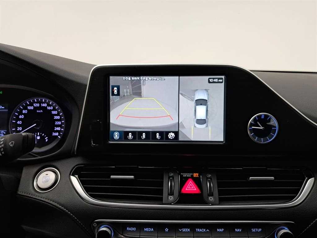 HYUNDAI Grandeur - Vista 10