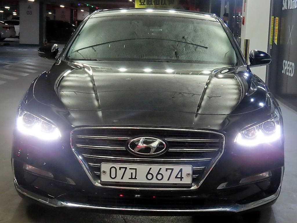HYUNDAI Grandeur - Vista 2