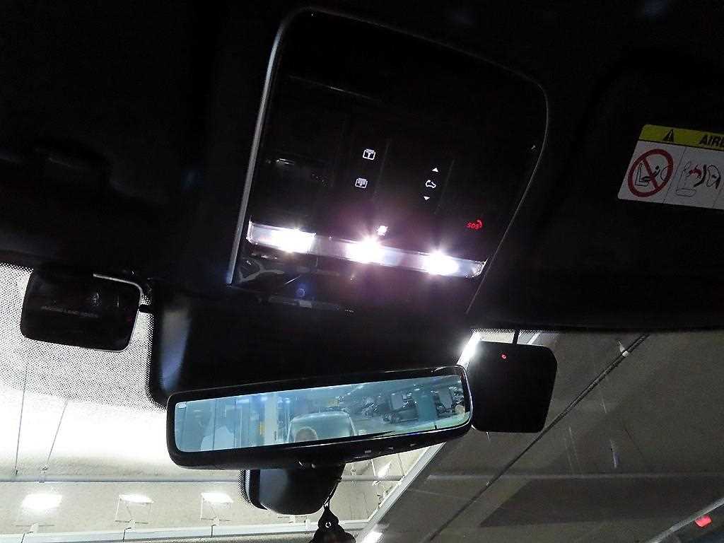 Land Rover Range Rover 2023 Negro - Importación desde Corea - HF Imports Iquique - Foto 13