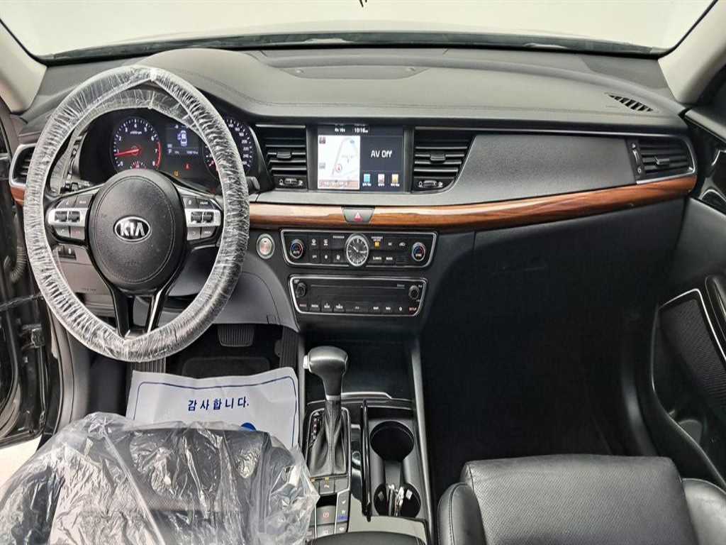 KIA K7 - Vista 6