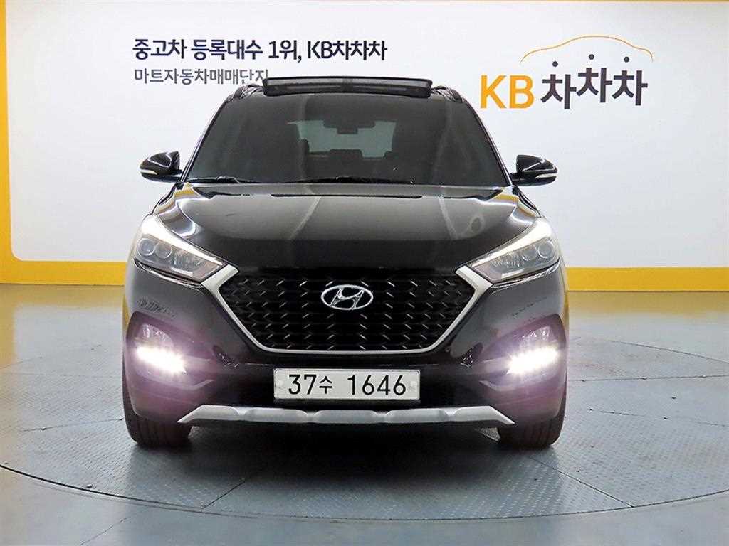 HYUNDAI Tucson 2018 Negro - Importación desde Corea - HF Imports Iquique - Foto 1