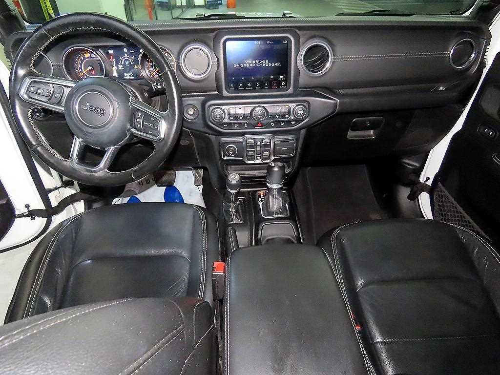 Jeep Wrangler - Vista 10