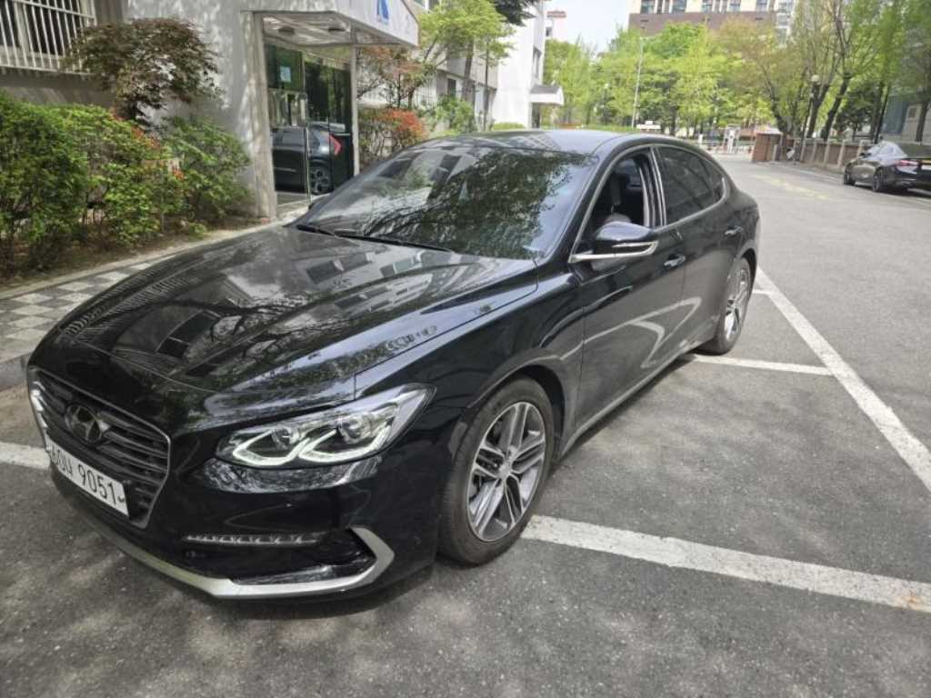 HYUNDAI Grandeur - Vista 3