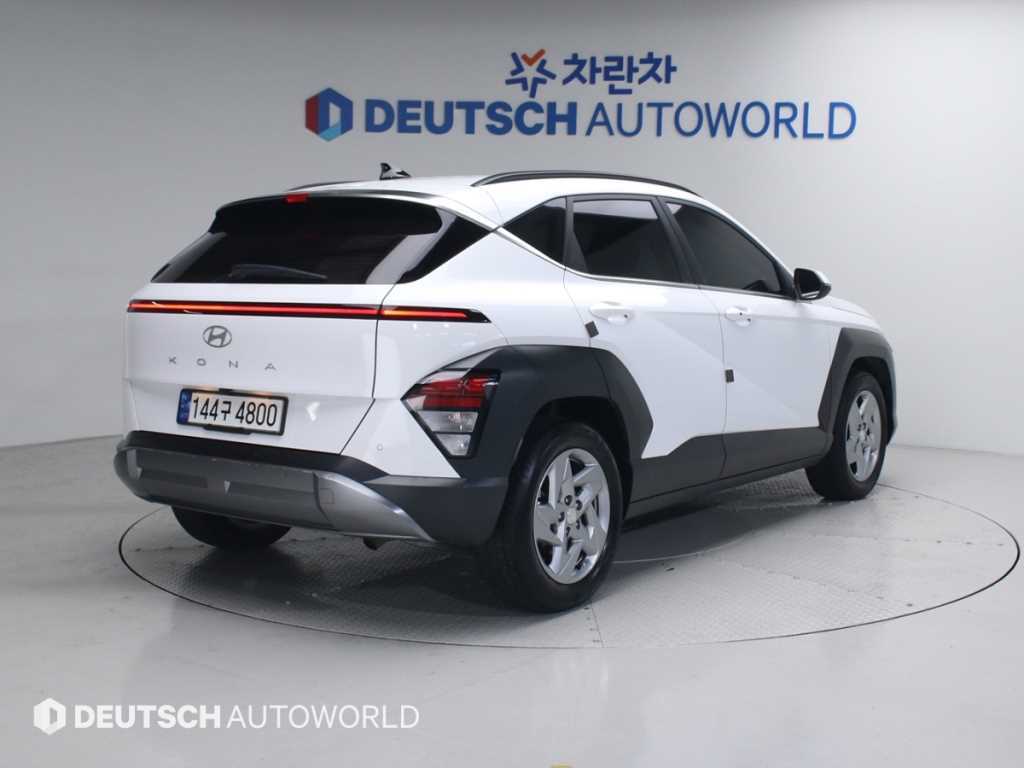 HYUNDAI Kona - Vista 2