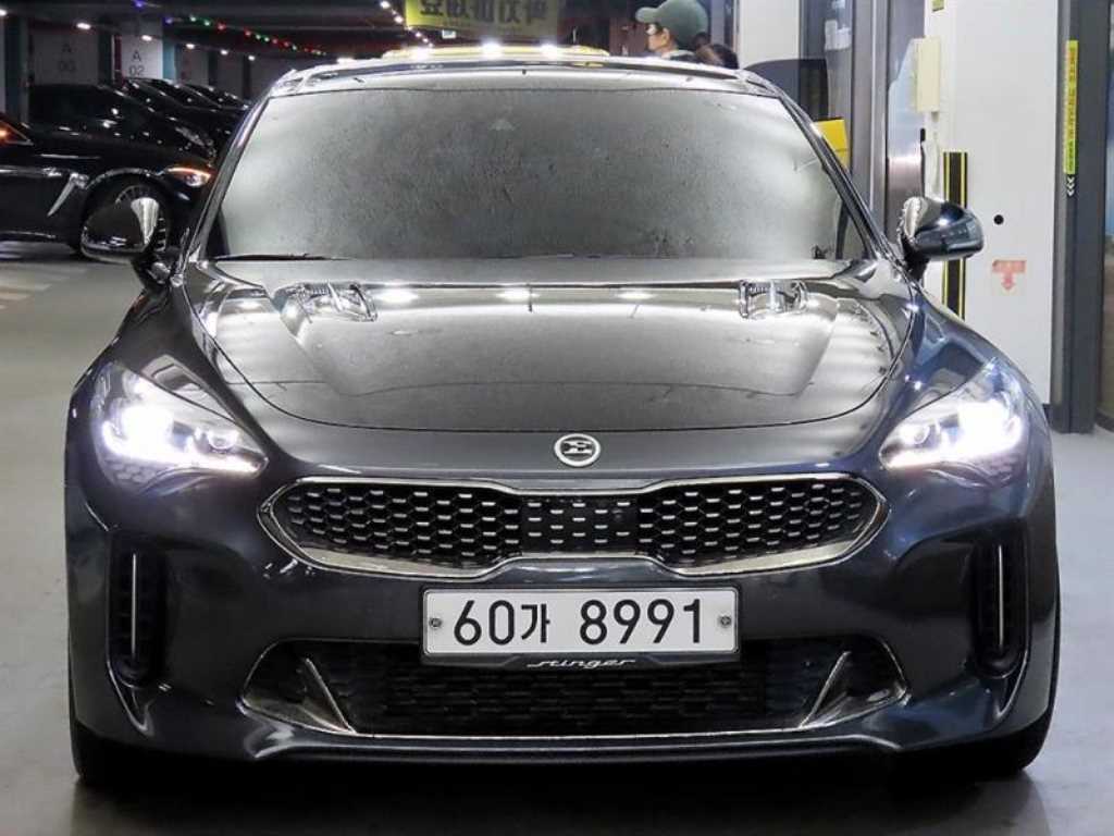 KIA Stinger - Vista 2