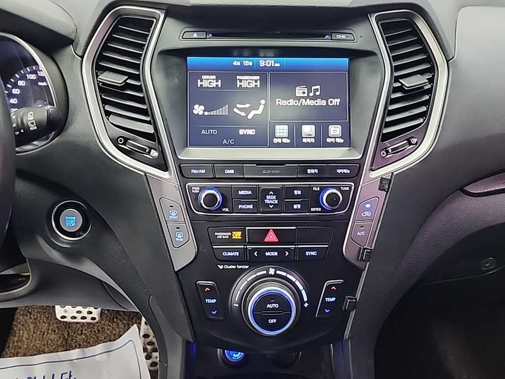 HYUNDAI Santa Fe - Vista 10