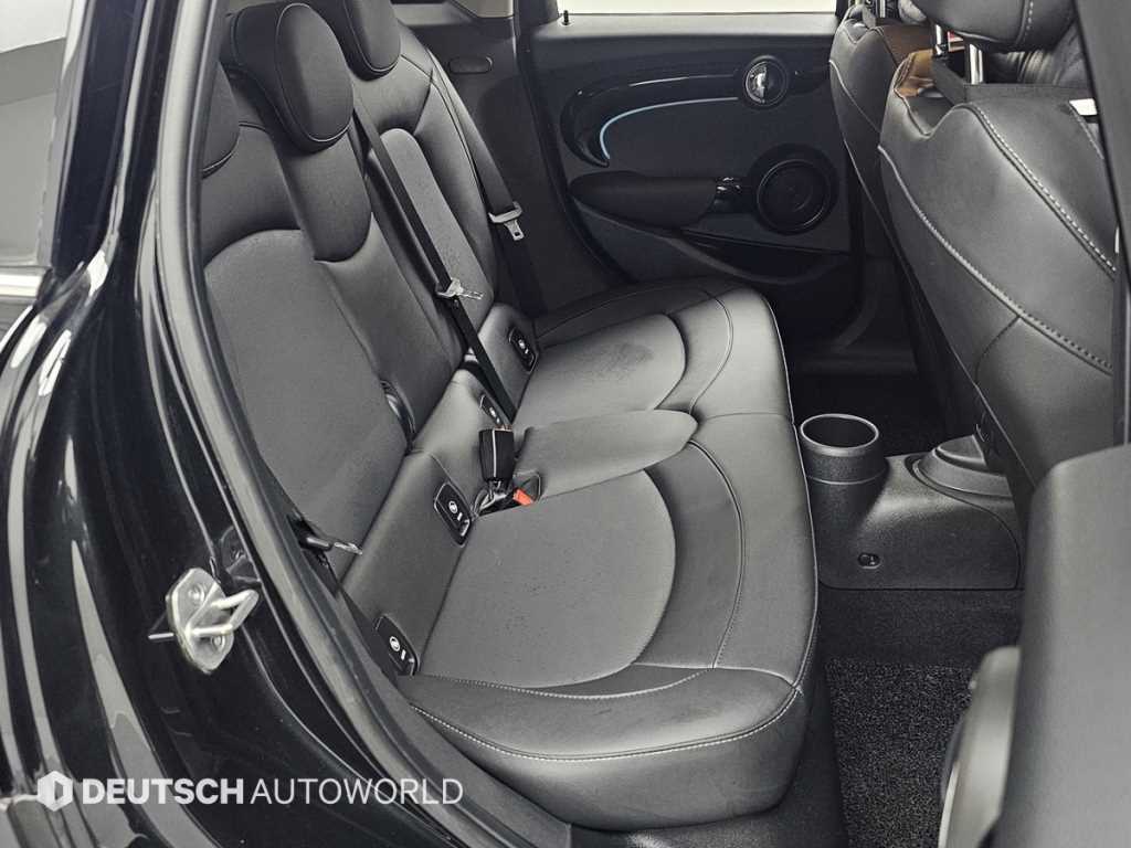 Mini Cooper - Vista 12