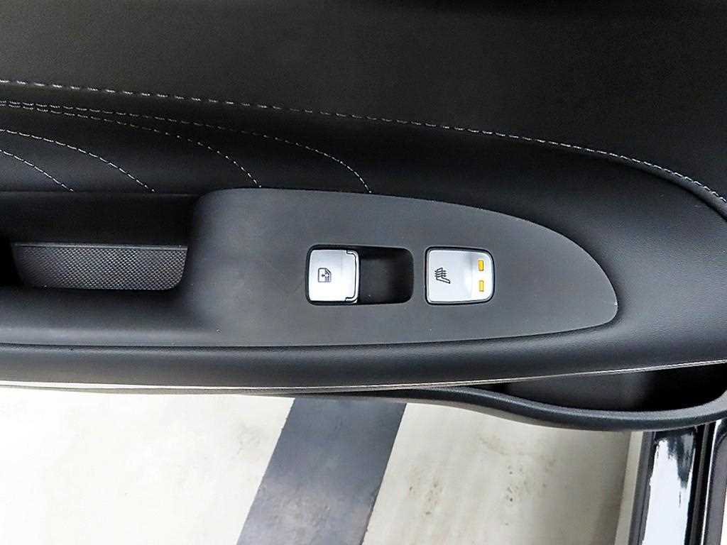 HYUNDAI Grandeur - Vista 12