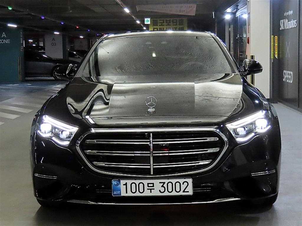Mercedes Benz E class - Vista 2