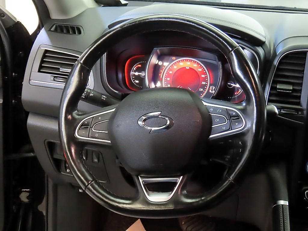 SAMSUNG QM6 - Vista 8