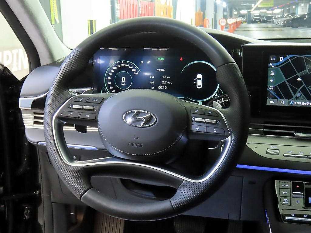 HYUNDAI Grandeur - Vista 8