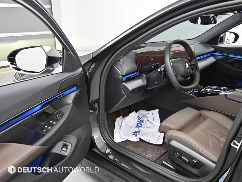 BMW 5 Series - Vista 11