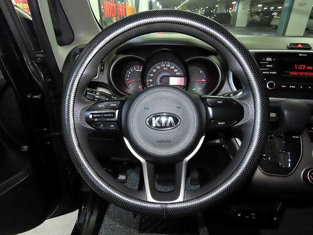 KIA Ray - Vista 8