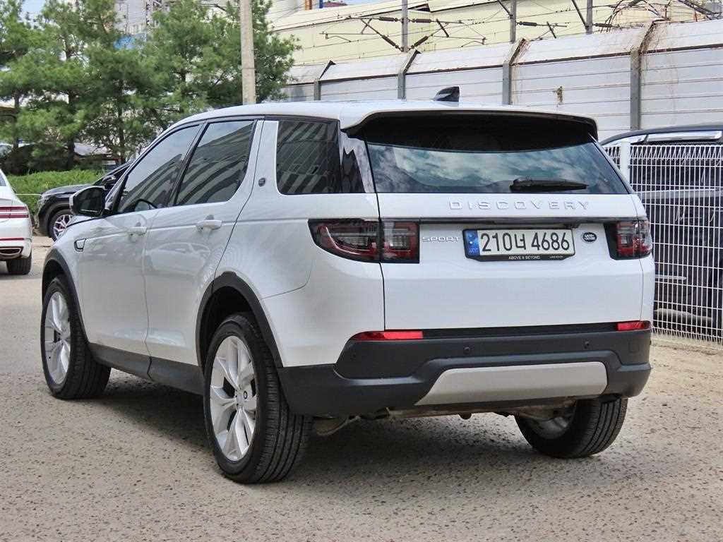 Land Rover Discovery Sports - Vista 4