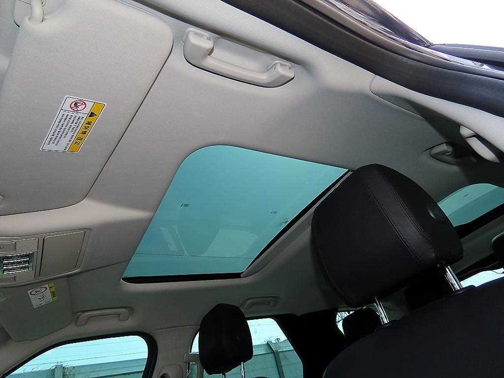 Land Rover Discovery 2018 Negro - Importación desde Corea - HF Imports Iquique - Foto 17