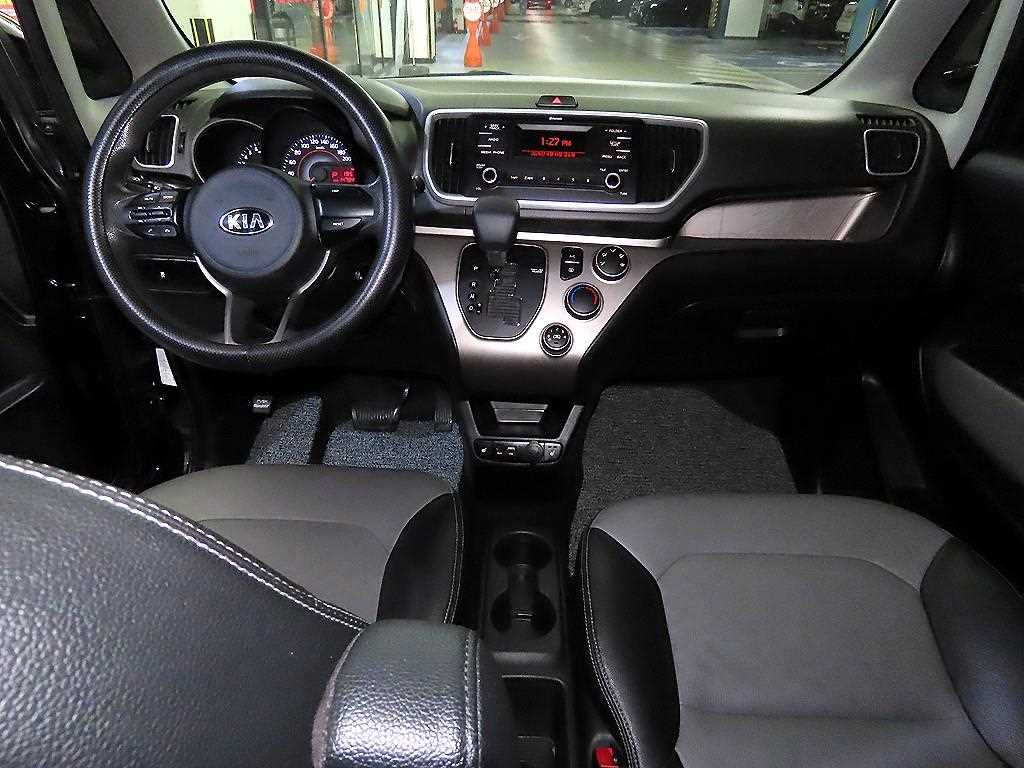 KIA Ray - Vista 10