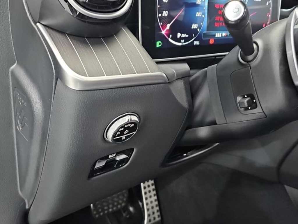 Mercedes Benz GLC Class 2024 Gris - Importación desde Corea - HF Imports Iquique - Foto 15