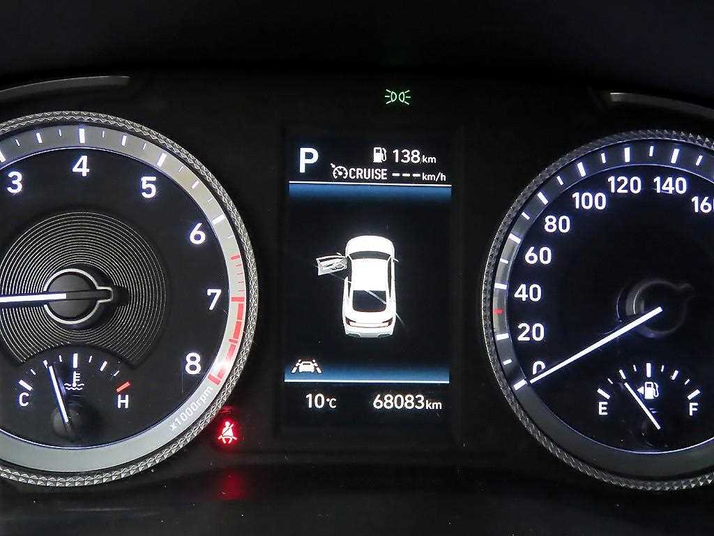 HYUNDAI Sonata - Vista 8