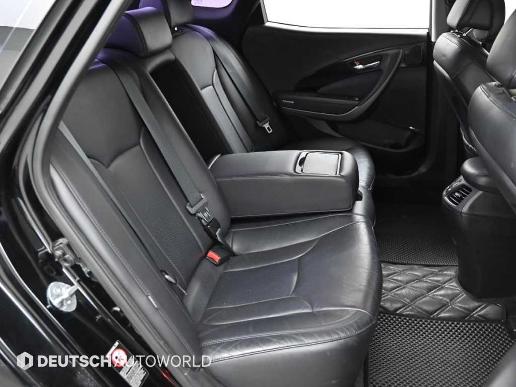 HYUNDAI Grandeur - Vista 12