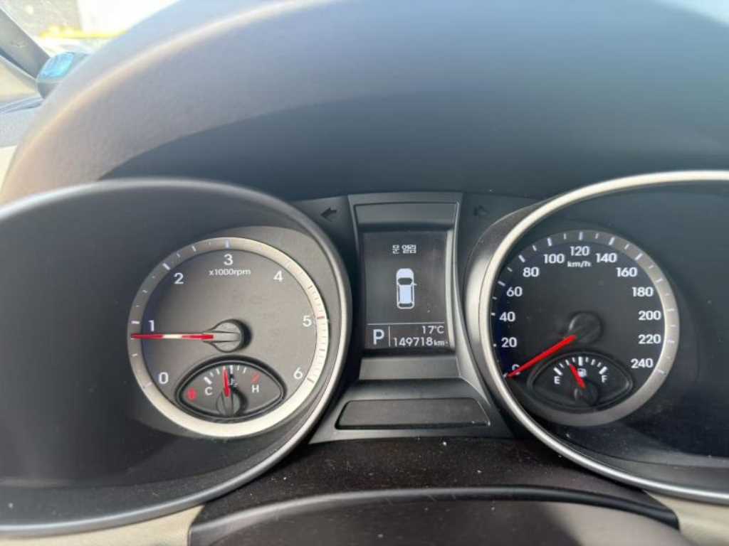 HYUNDAI Santa Fe - Vista 4