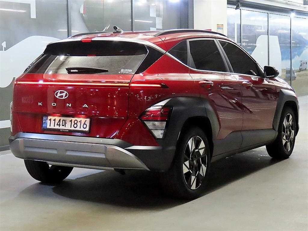 HYUNDAI Kona - Vista 4
