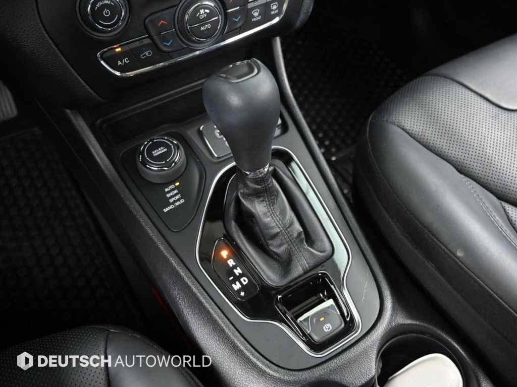 Jeep Cherokee - Vista 9