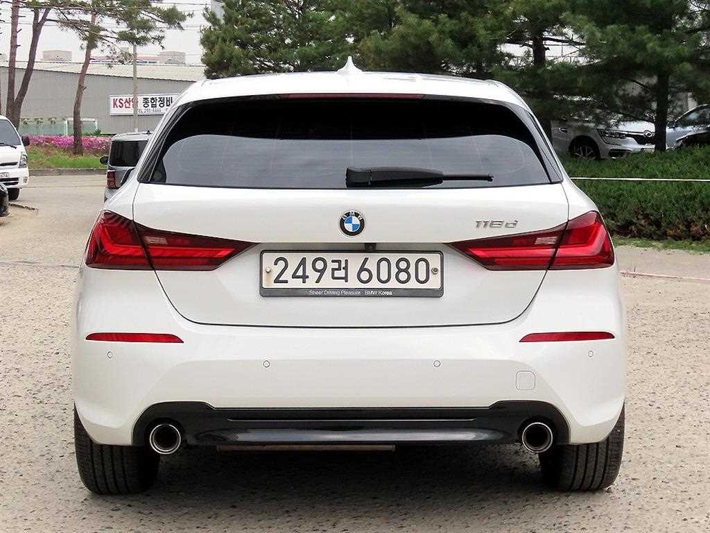 BMW 1 series - Vista 4