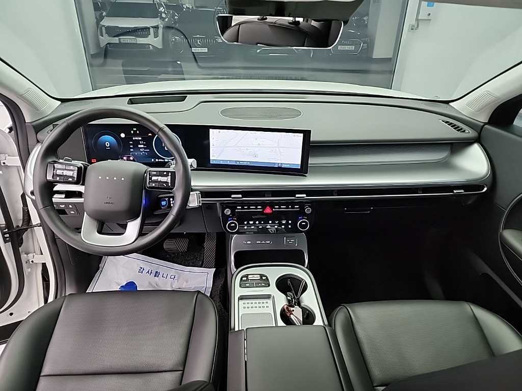 HYUNDAI IONIQ 9 - Vista 7