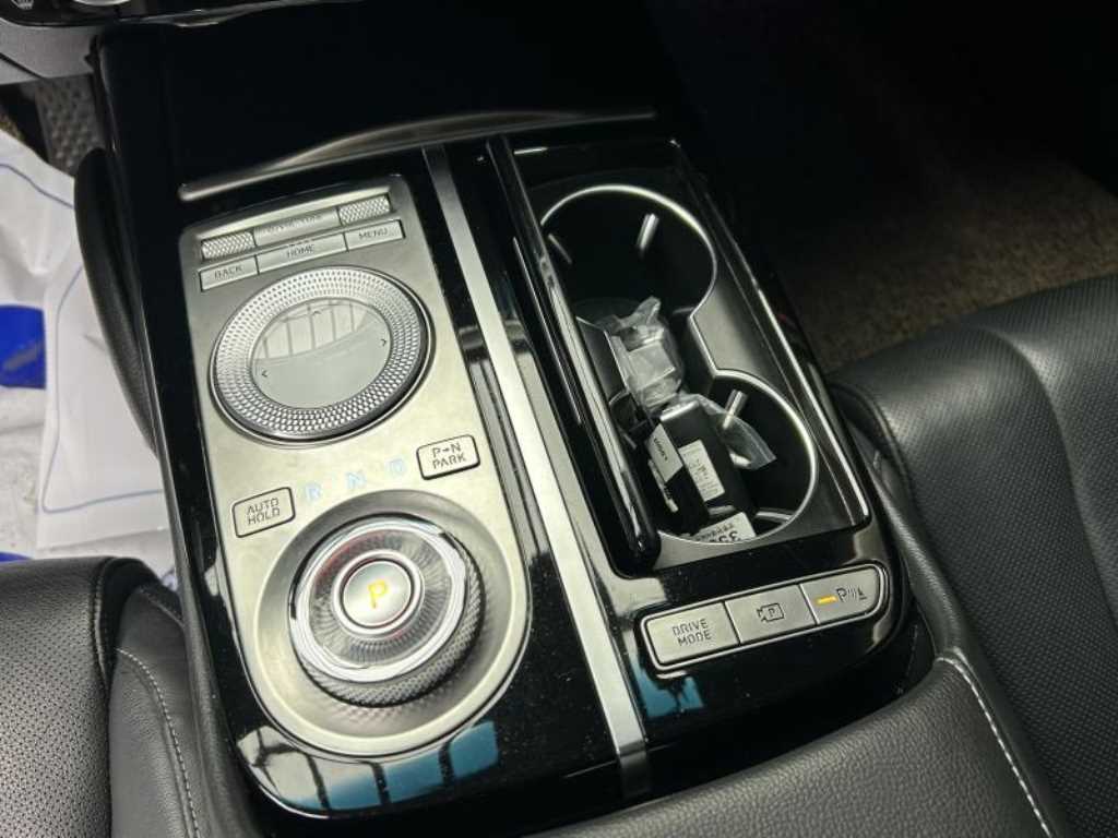 Genesis G80 - Vista 11