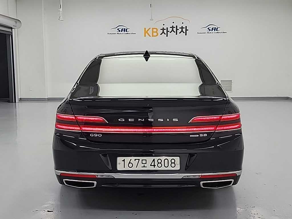 Genesis G90 - Vista 3