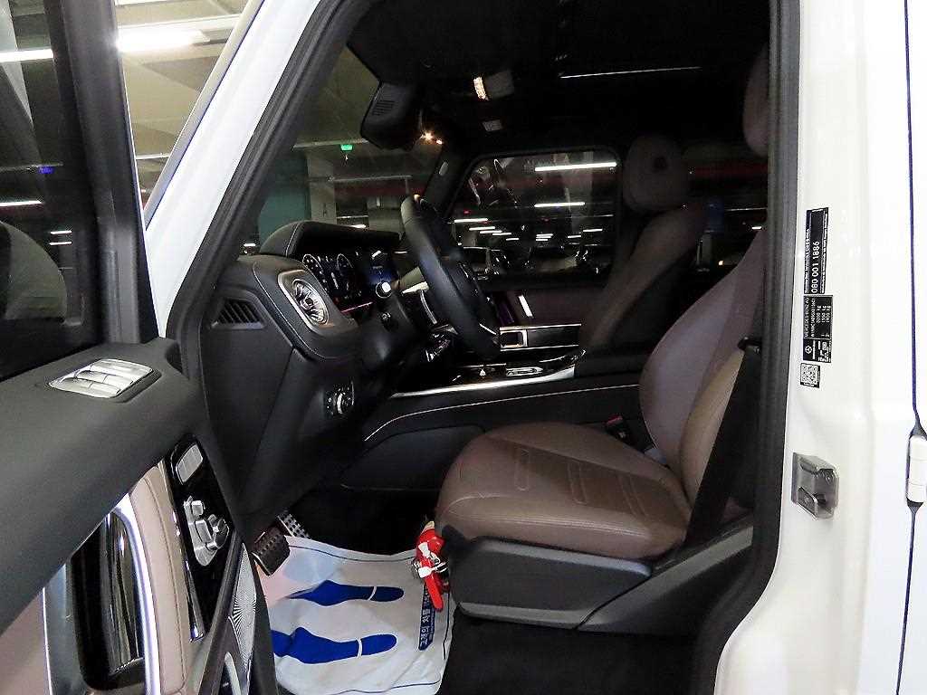 Mercedes Benz G Class (G Wagen) - Vista 6