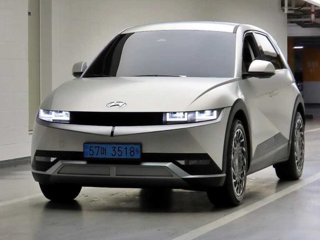 HYUNDAI Ioniq 5 2024 Gold color - Importación desde Corea - HF Imports Iquique - Foto 1